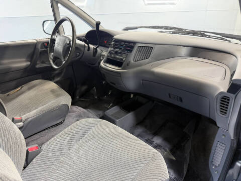 1995 Toyota Previa DX