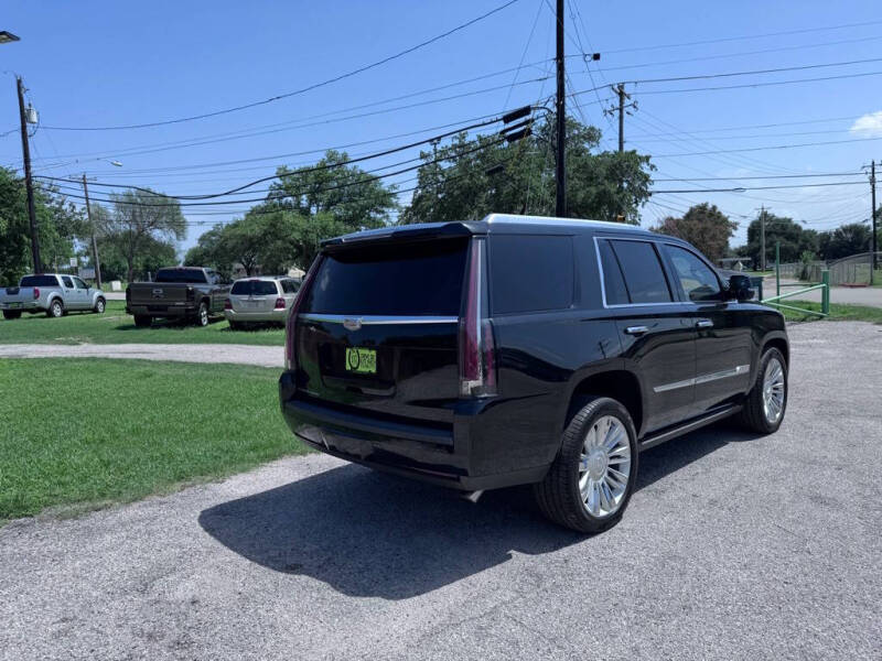 2016 Cadillac Escalade Platinum