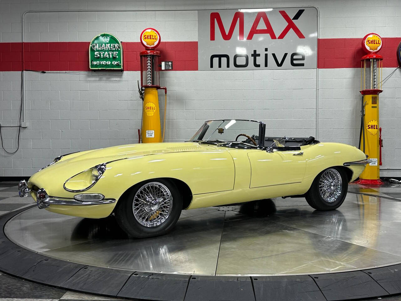 1968 Jaguar E-Type 6