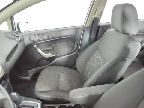 2012 Ford Fiesta SE