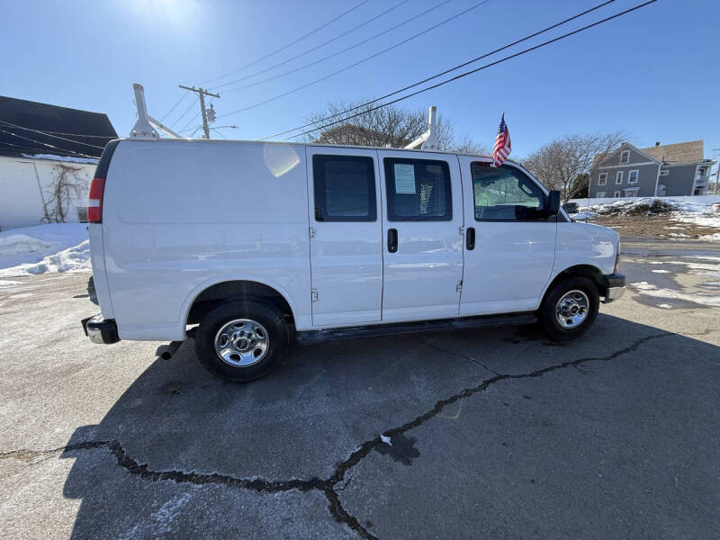 2016 GMC Savana 2500