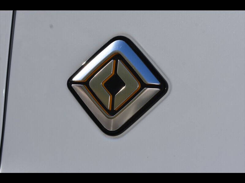 2023 Rivian R1S Adventure