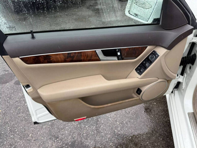 2012 Mercedes-Benz C-Class C 250 Luxury