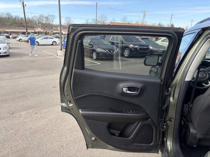 2017 Jeep Compass Sport