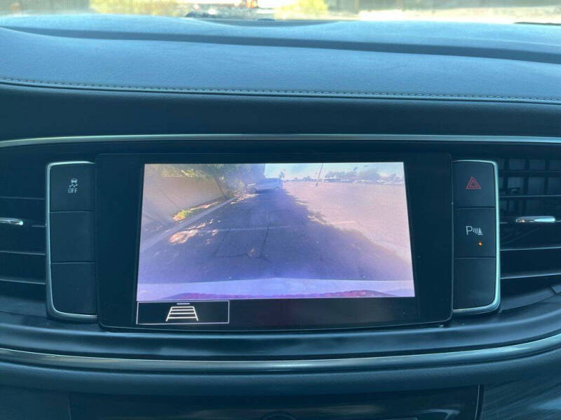 2020 Buick Enclave Essence