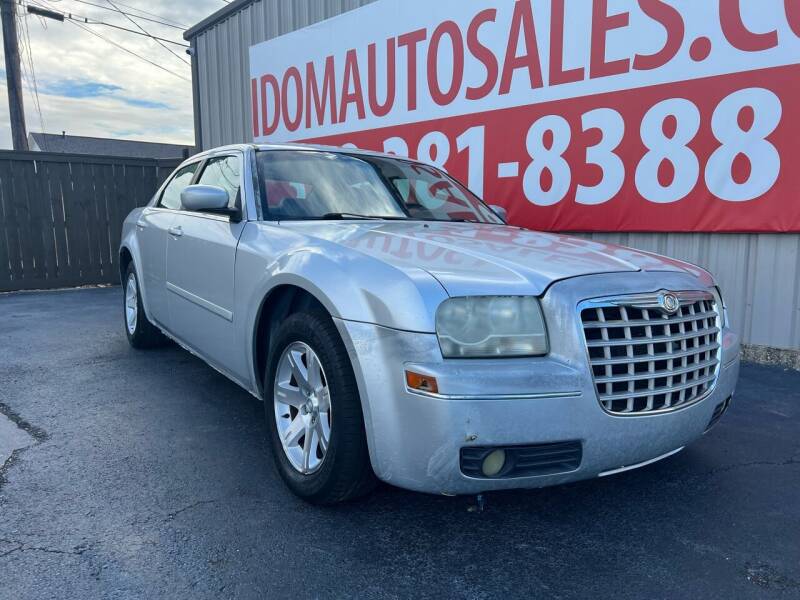 2005 Chrysler 300 for sale at Idom Auto Sales in Monroe LA