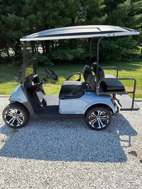 2021 E-Z-GO RXV ELiTE