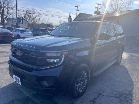 2025 Ford Expedition MAX Active