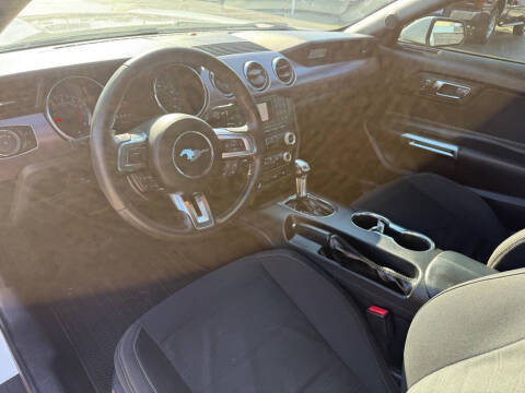 2017 Ford Mustang EcoBoost