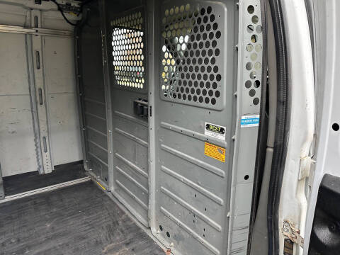 2017 GMC Savana 2500