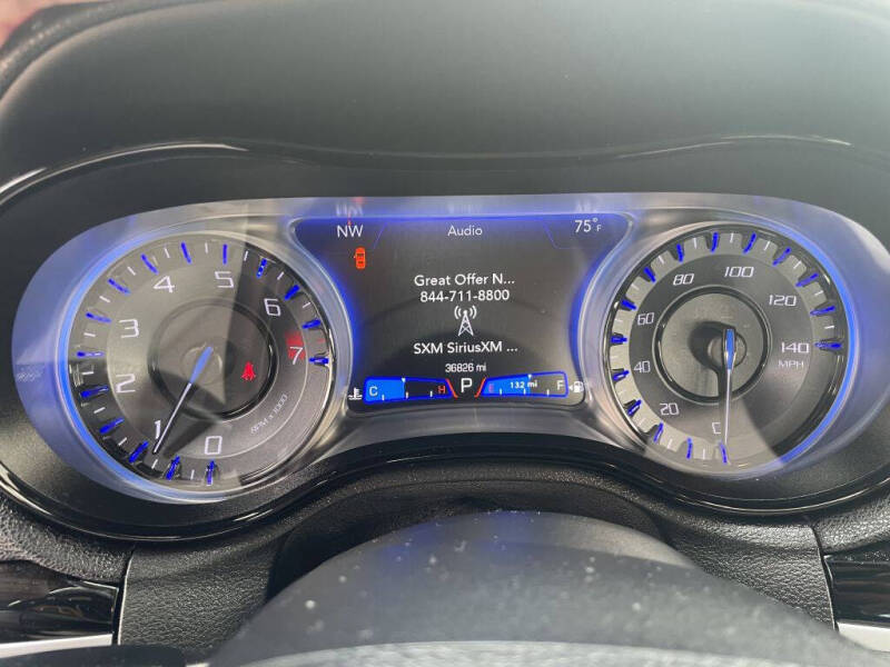 2019 Chrysler 300 S