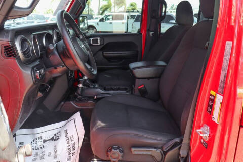 2022 Jeep Gladiator Sport