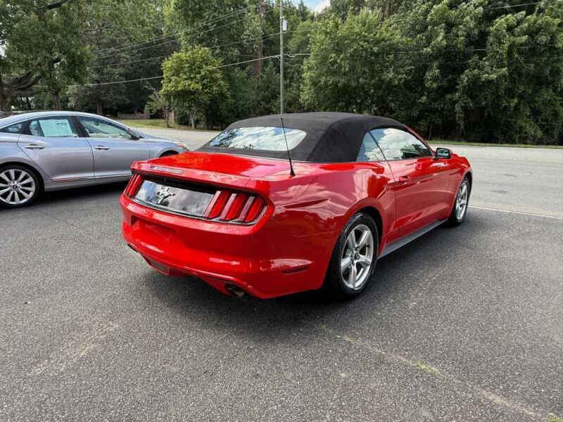 2015 Ford Mustang V6