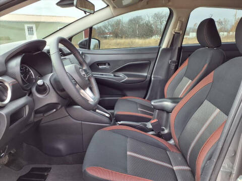 2024 Nissan Versa SR
