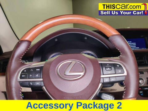 2017 Lexus ES 300h