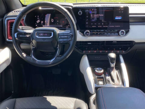 2024 GMC Canyon AT4X