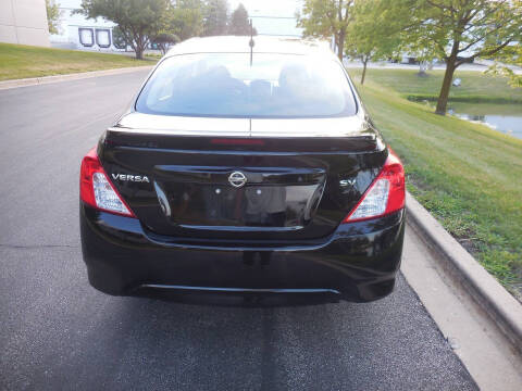 2019 Nissan Versa SV