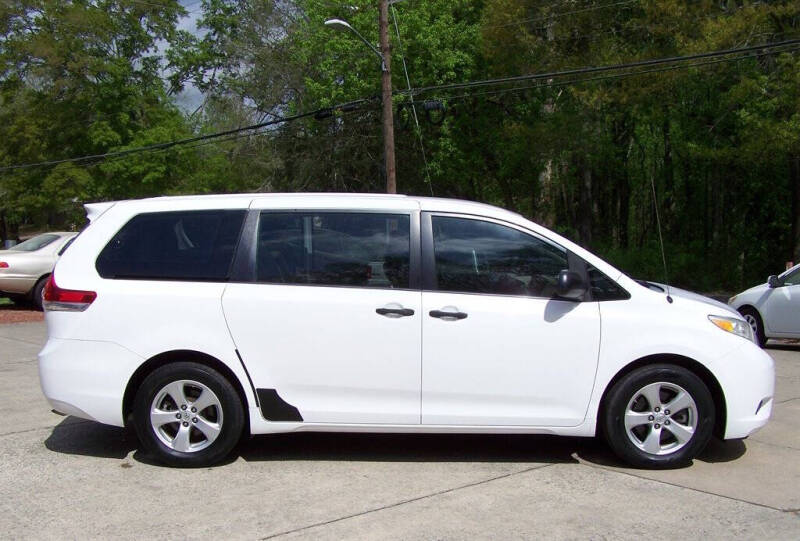 2013 Toyota Sienna L 7-Passenger