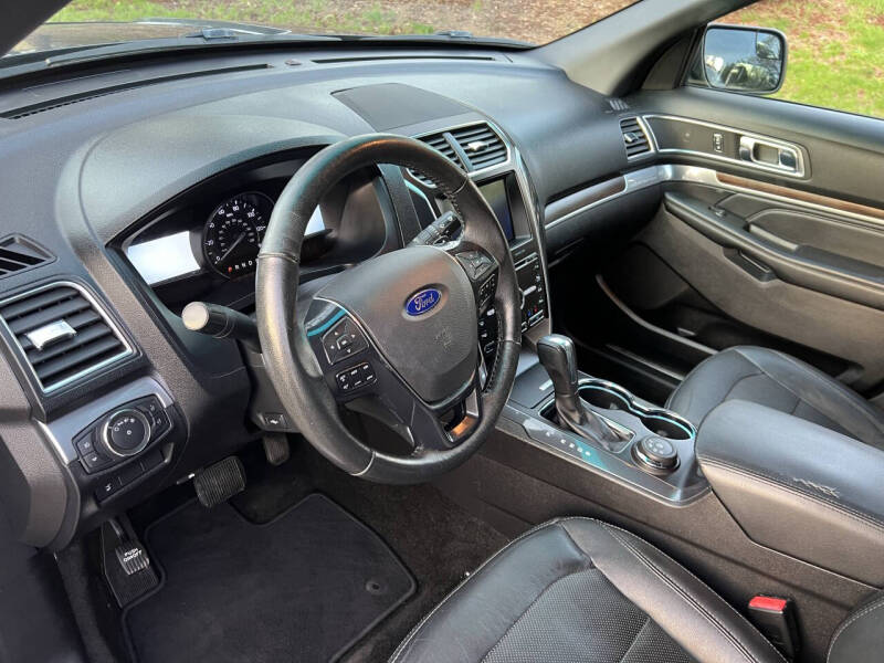 2017 Ford Explorer Limited