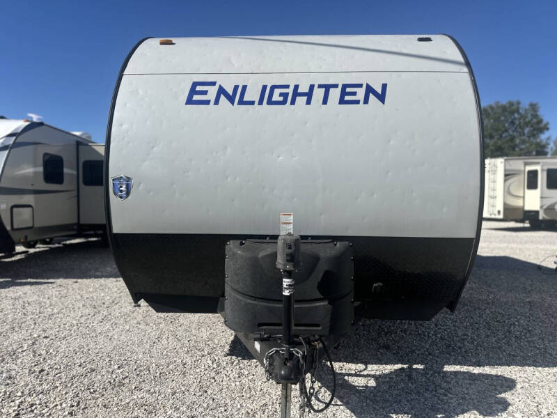 2021 Gulfstream Enlighten 27BHS