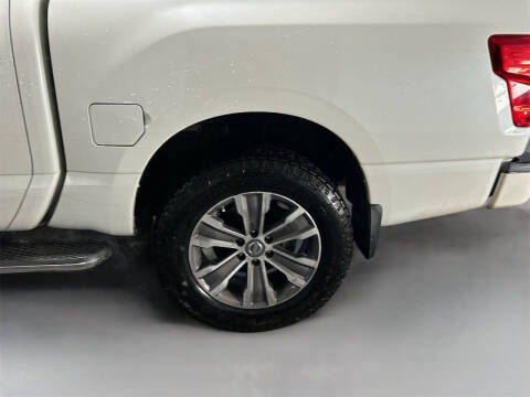 2017 Nissan Titan SL