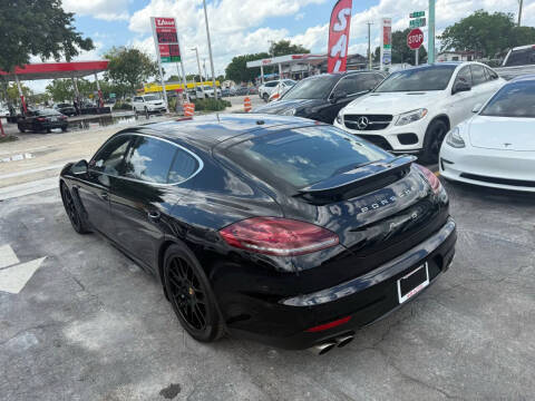 2014 Porsche Panamera 4S Executive