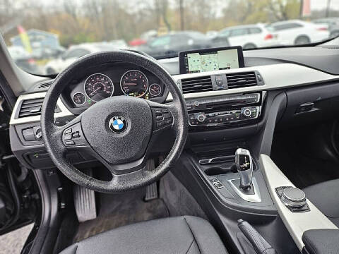 2018 BMW 3 Series 320i xDrive