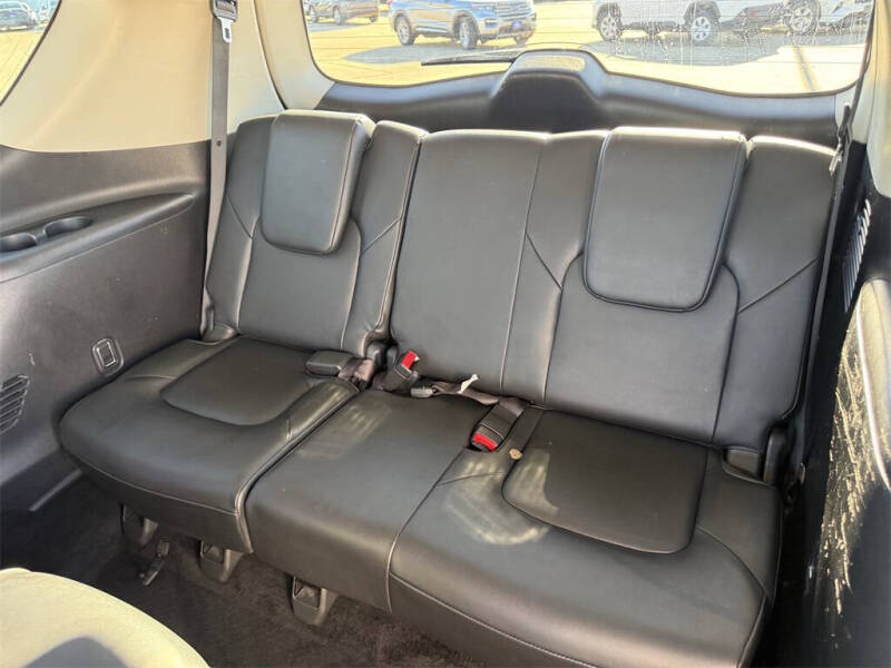 2022 Infiniti QX80 Luxe