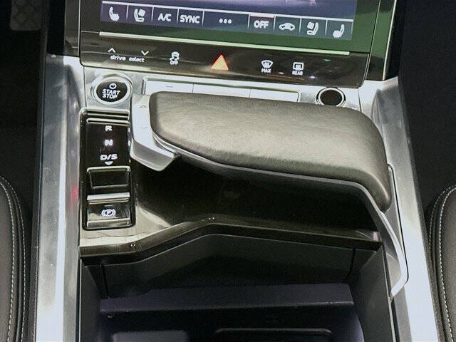 2024 Audi Q8 e-tron quattro Premium Plus