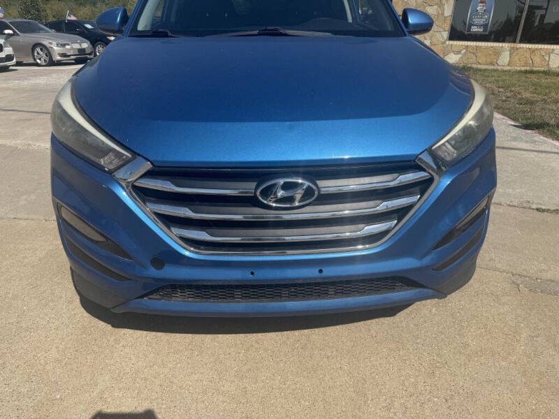 2017 Hyundai Tucson SE photo 8