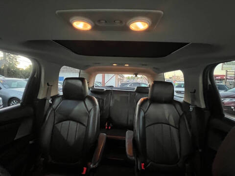 2011 GMC Acadia Denali