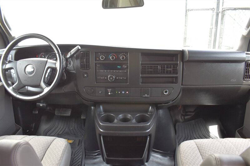 2021 Chevrolet Express 2500