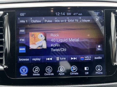 2017 Chrysler Pacifica Touring-L Plus