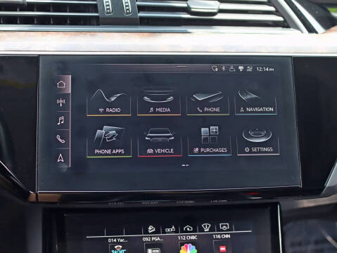 2019 Audi e-tron quattro Prestige