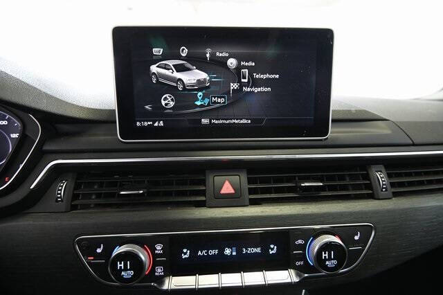 2019 Audi A4 quattro Premium Plus 45 TFSI