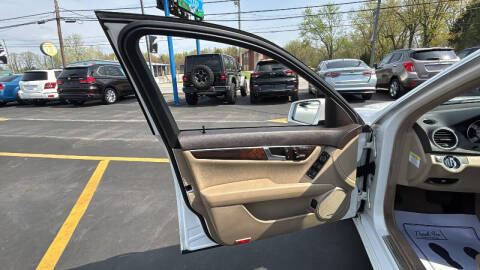 2013 Mercedes-Benz C-Class C 300 Luxury 4MATIC