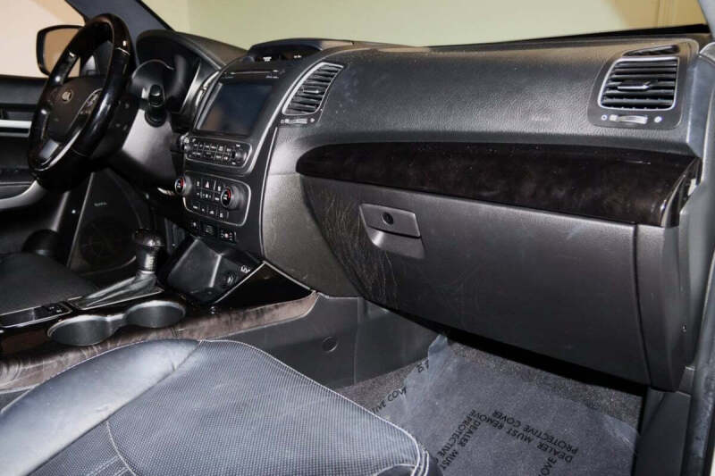 2014 Kia Sorento SX Limited