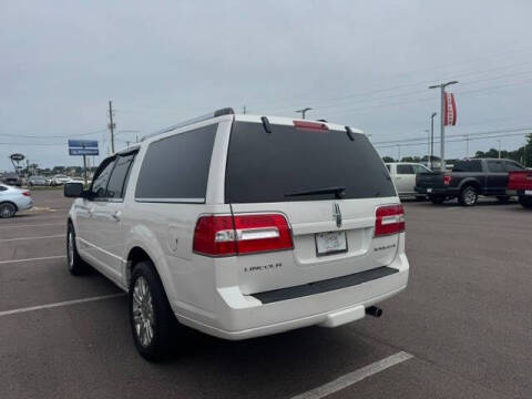 2013 Lincoln Navigator L