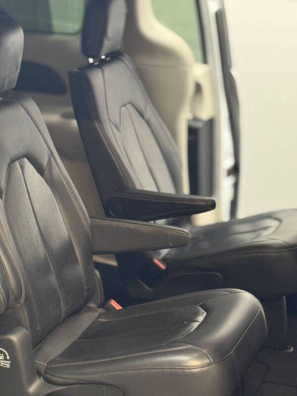 2019 Chrysler Pacifica Touring L