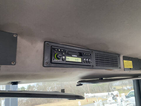 2003 Freightliner FL60