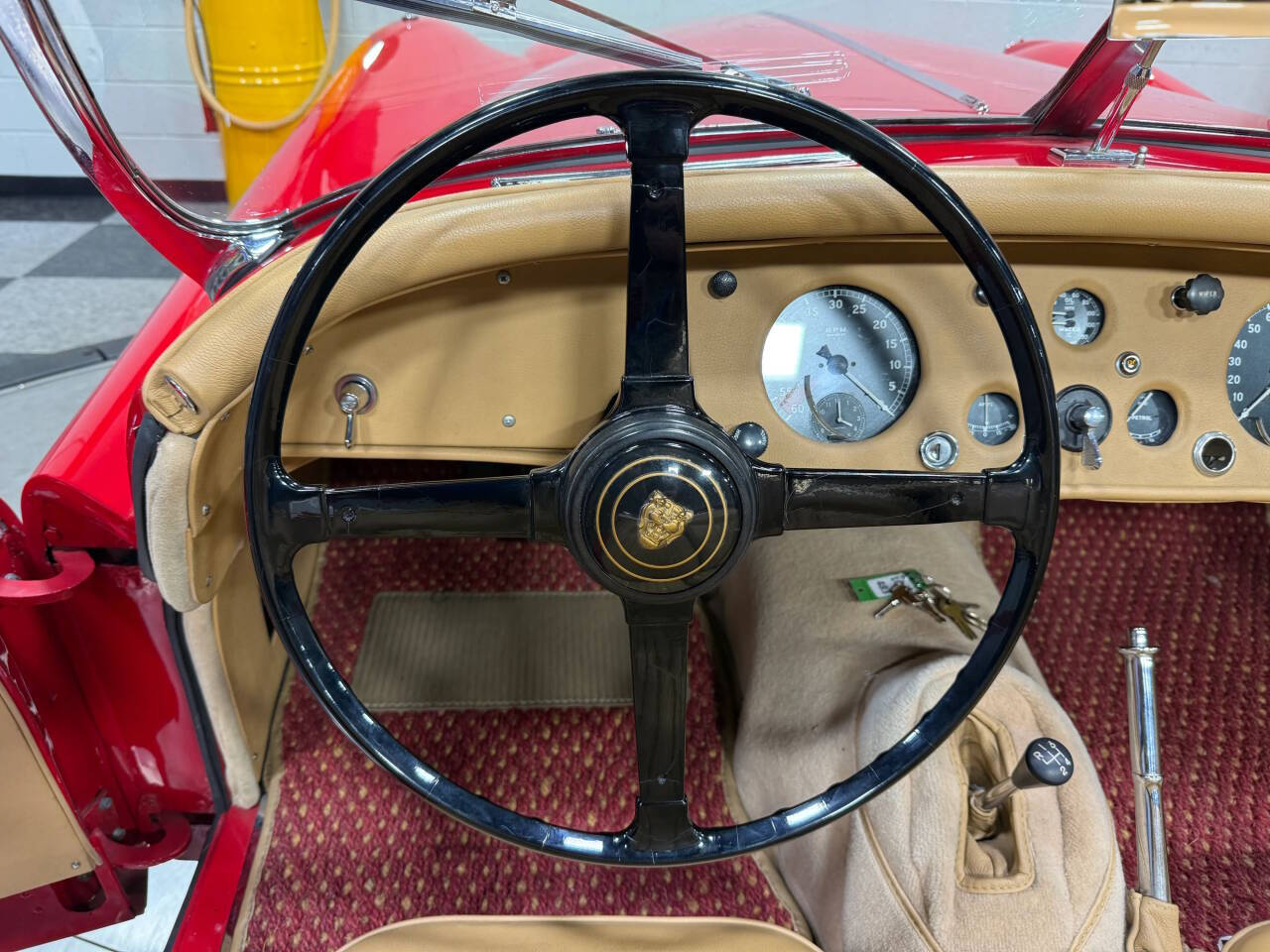 1956 Jaguar XK 140 Roadster 28