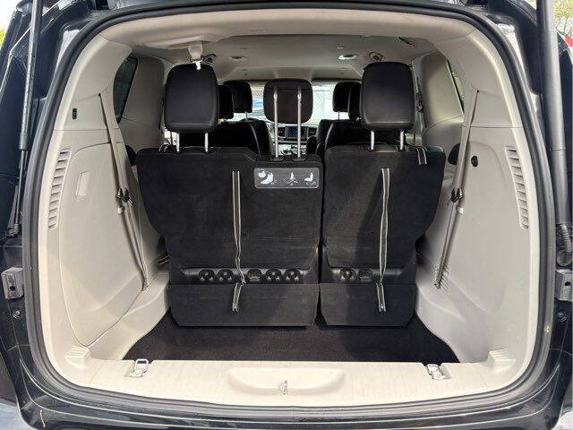 2020 Chrysler Pacifica Touring L