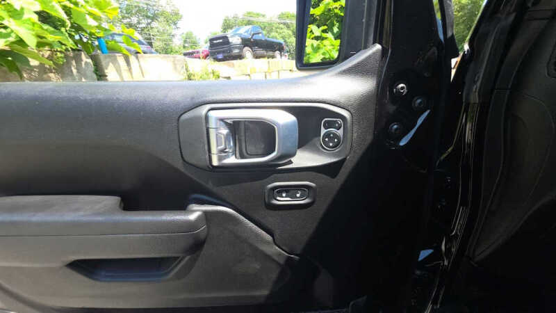 2022 Jeep Gladiator Altitude