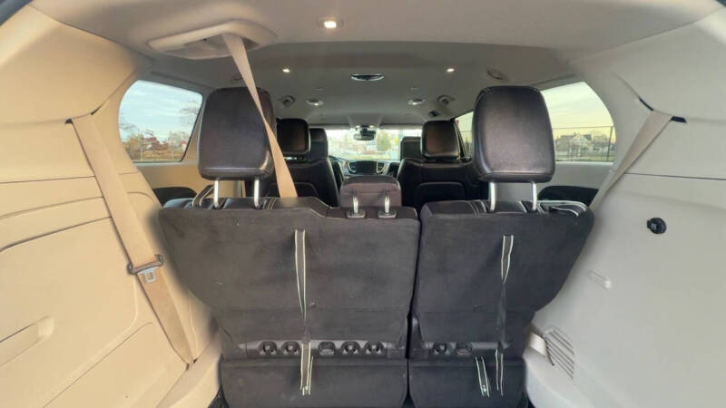 2022 Chrysler Pacifica Hybrid Touring L