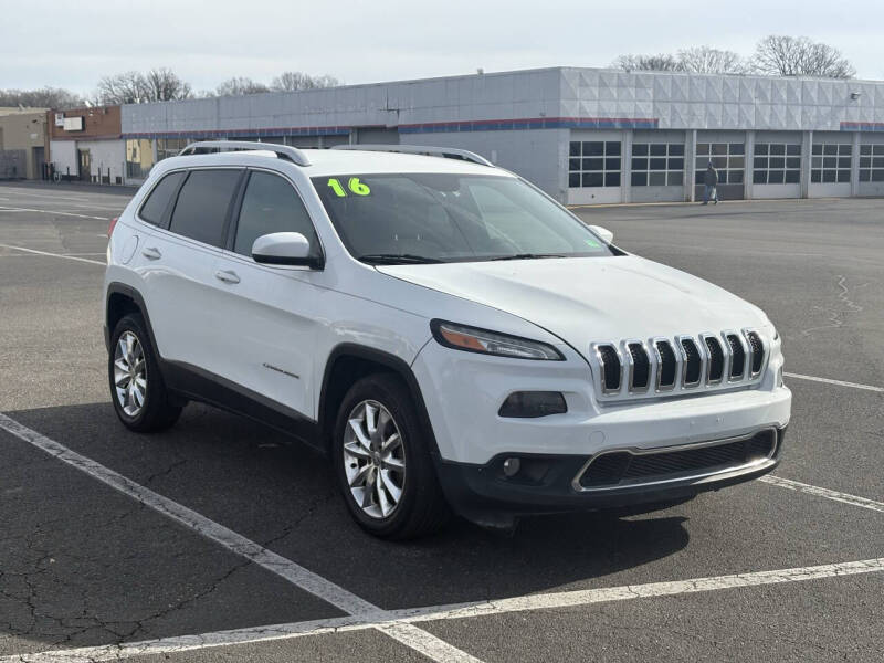 2016 Jeep Cherokee Limited's photo