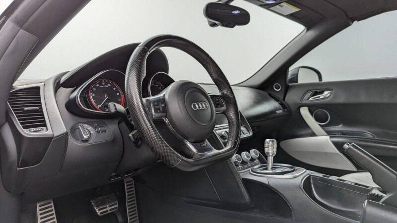 2011 Audi R8 5.2 quattro Spyder