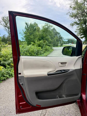 2011 Toyota Sienna