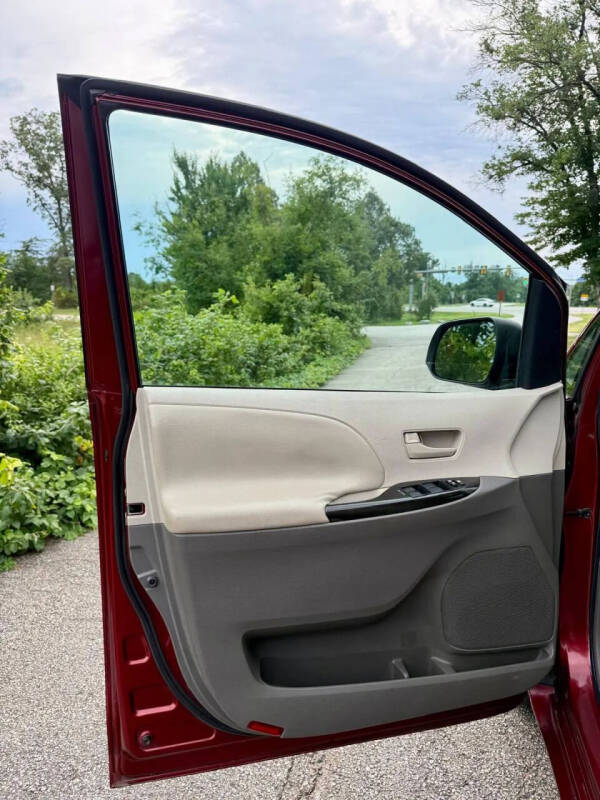 2011 Toyota Sienna