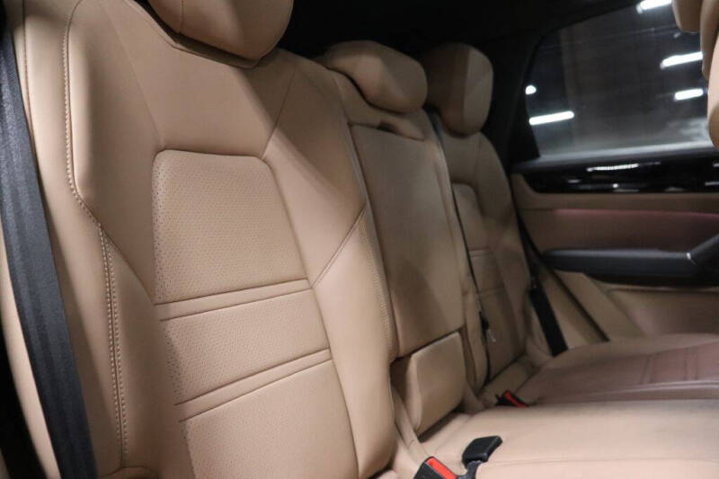 2019 Porsche Cayenne S