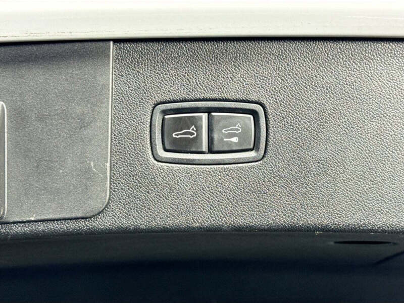 2022 Porsche Cayenne E-Hybrid